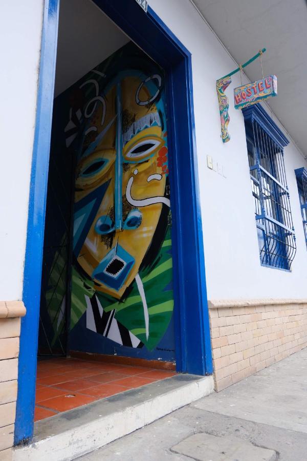 Lienzo Hostel And Mural Art Museum Popayan Luaran gambar