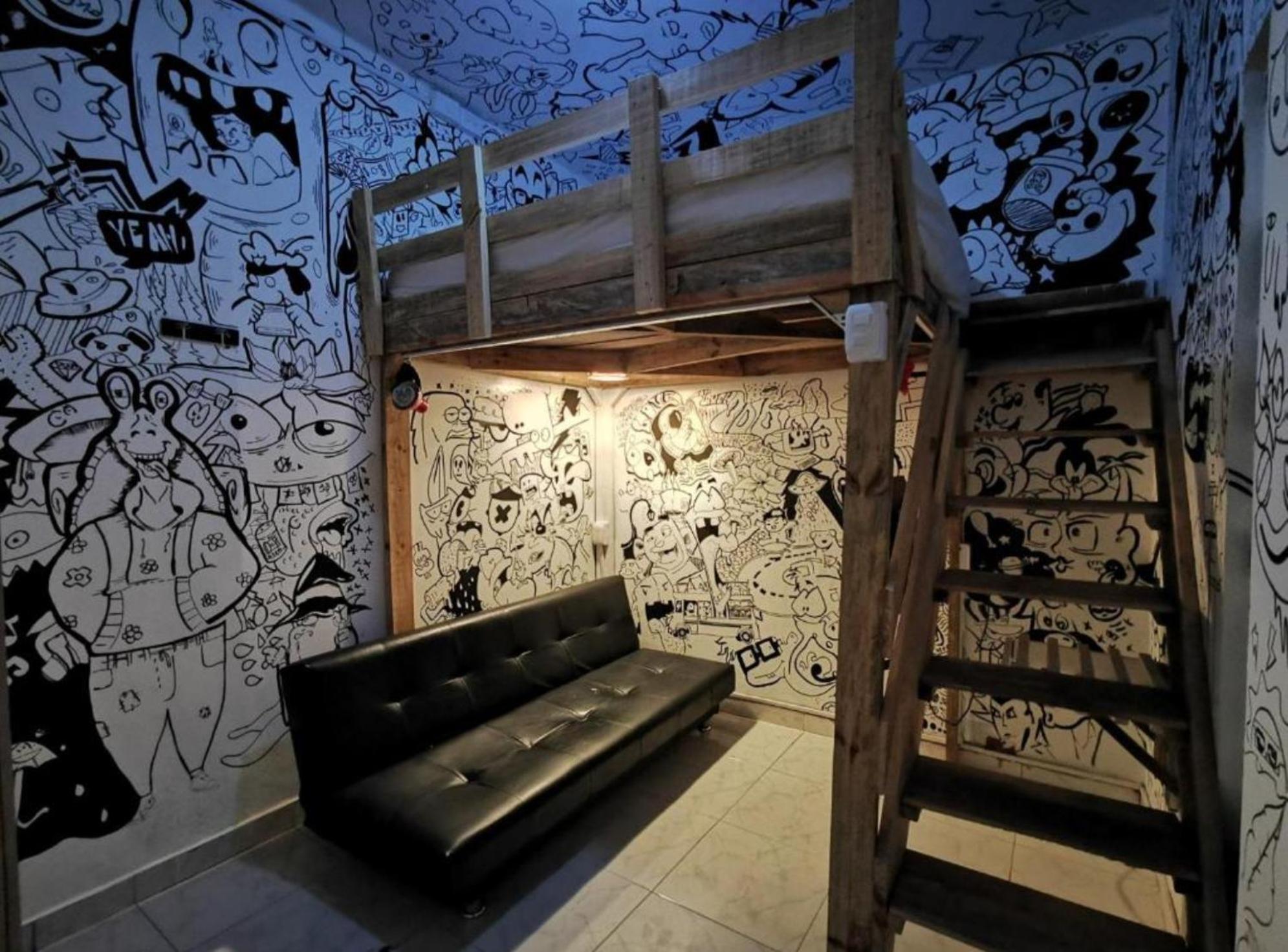 Lienzo Hostel And Mural Art Museum Popayan Luaran gambar