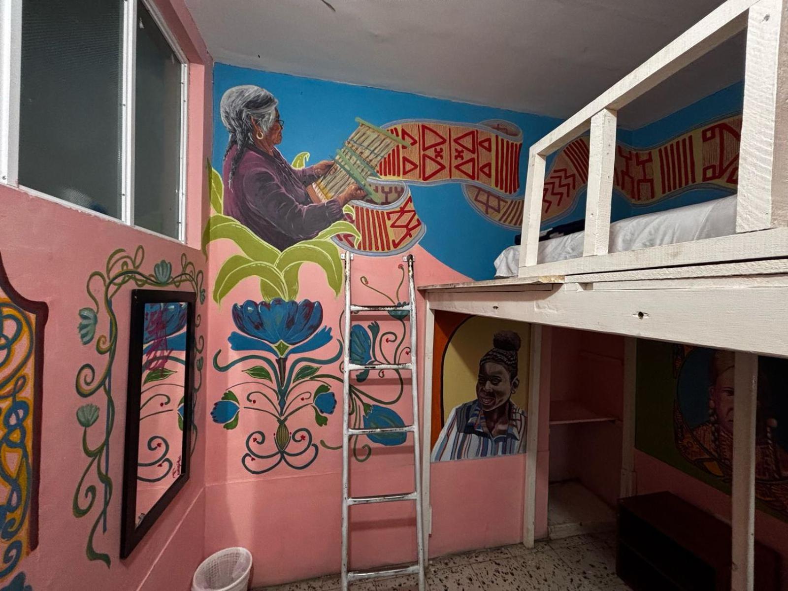 Lienzo Hostel And Mural Art Museum Popayan Luaran gambar