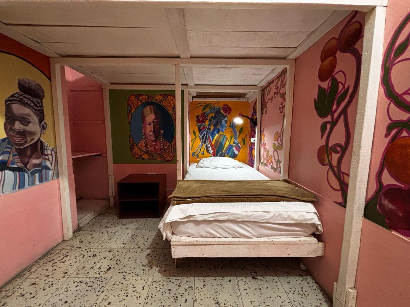 Lienzo Hostel And Mural Art Museum Popayan Luaran gambar
